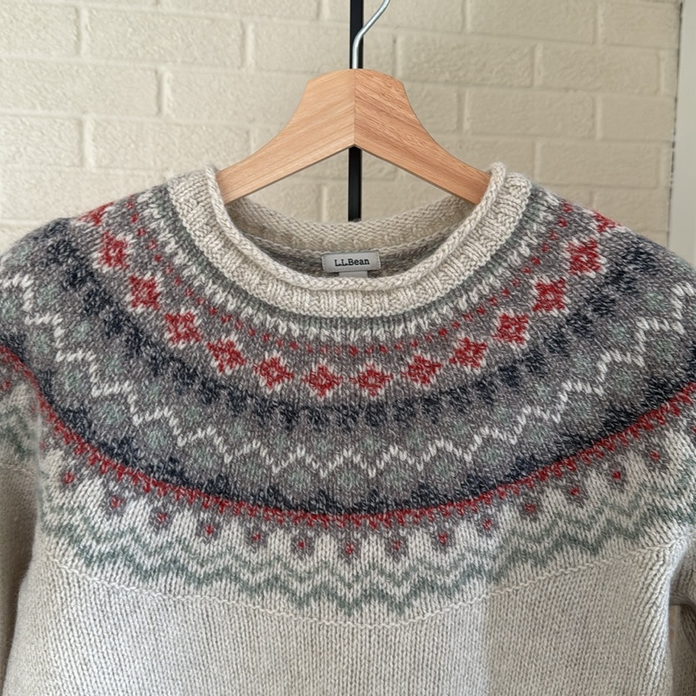 L.L. Bean Women's Crew Neck Sweater - Gray, Red, Green